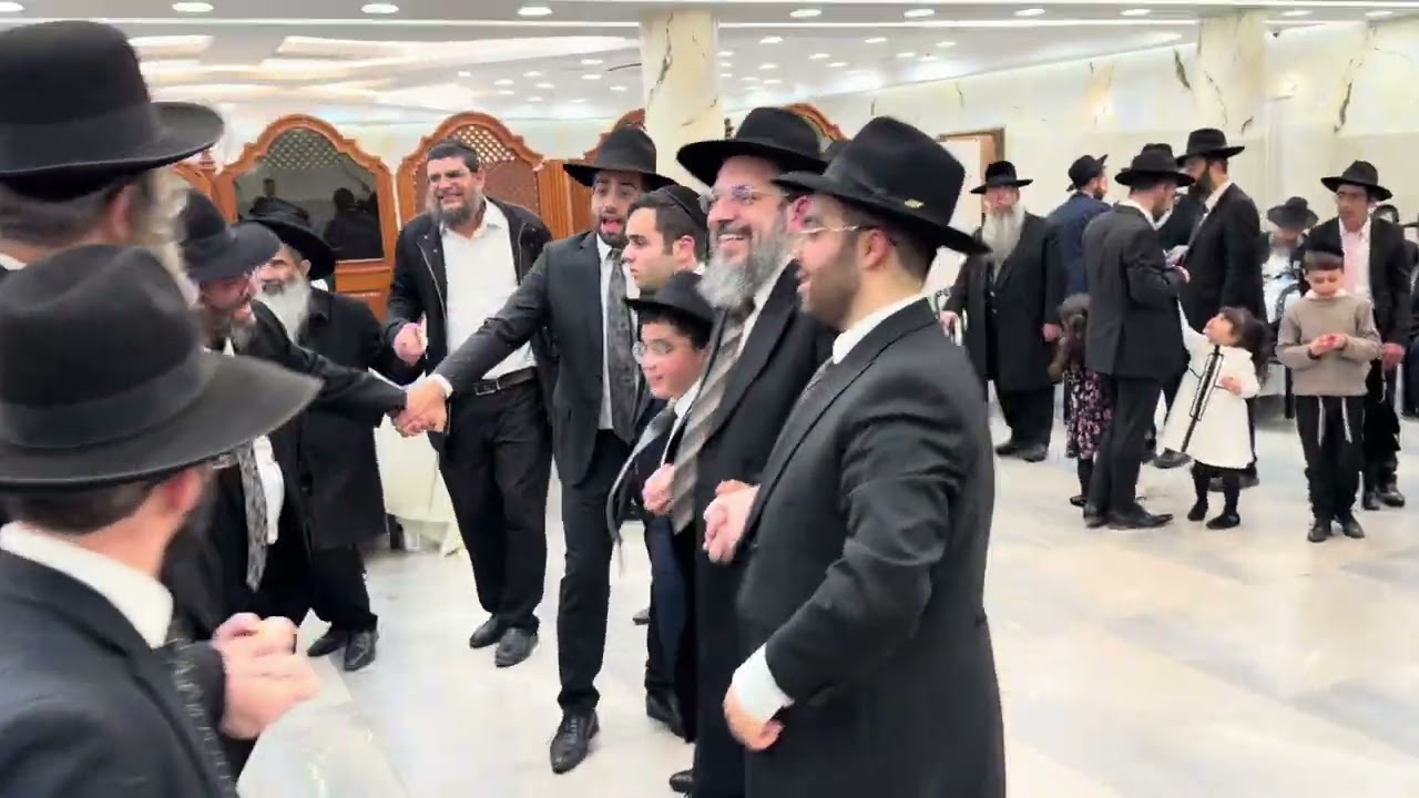 כך ניראה ציוד צילום וסטודיו בבר מצוה מבית היוצר בצליל ובזמר