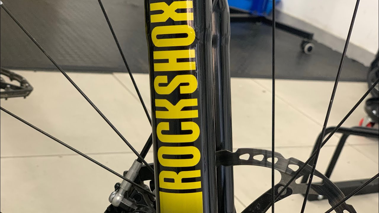 IN OFFICINA REVISIONE ORDINARIA FORCELLA ROCKSHOX REBA