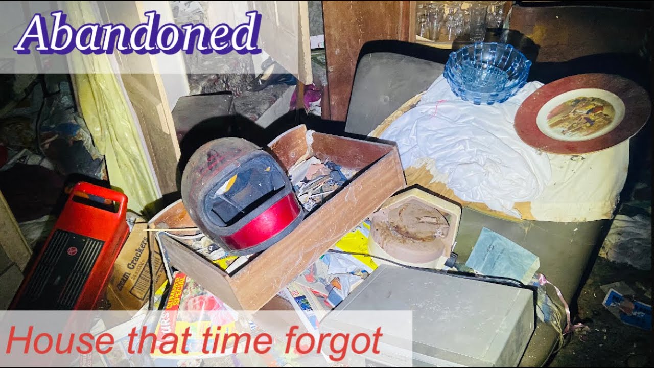 Abandoned House frozen in time(House of sadness)