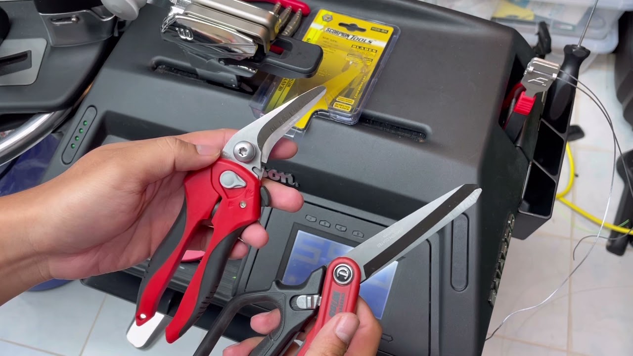 Babolat OEM Stringbed Shears/Cutters vs CrescentWiss CW11TM Tradesman Shears