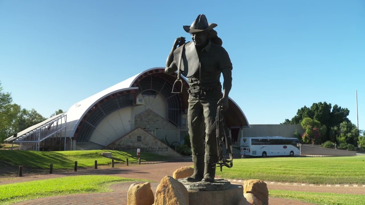 Students explore Outback heritage in Longreach | Outback Queensland Education Experience Program