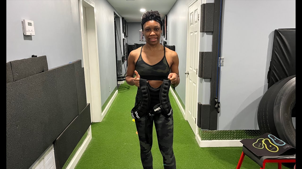 Leg Day Workout Fit with Cia is live!