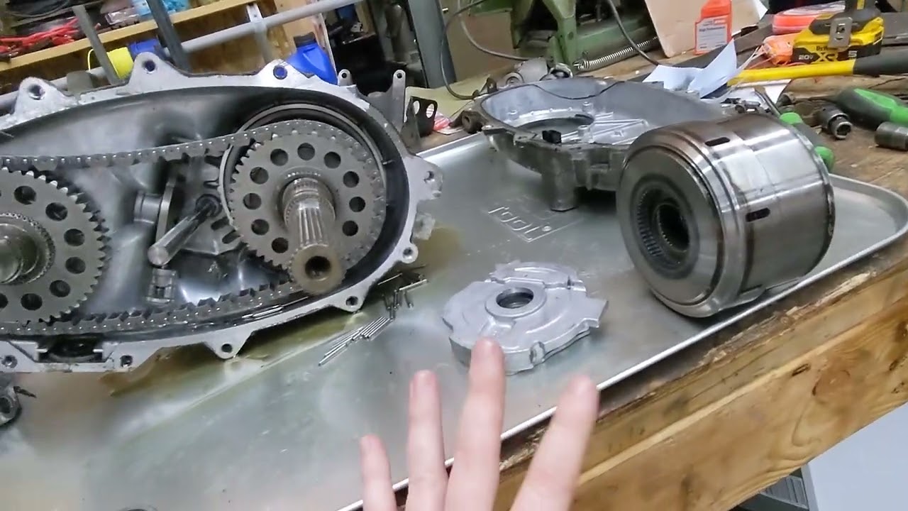 What is inside an NP247 transfer case?