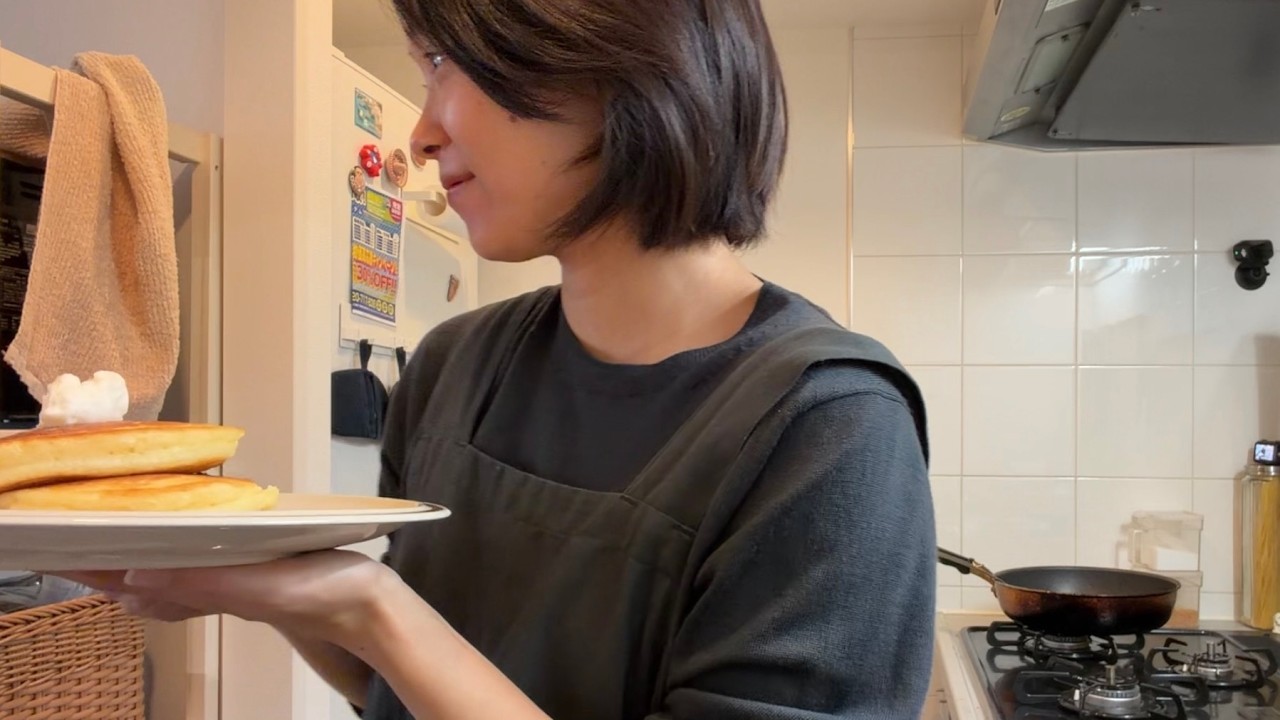 お洒落に撮りたい、料理下手のホットケーキ作り。結局バターが主役。