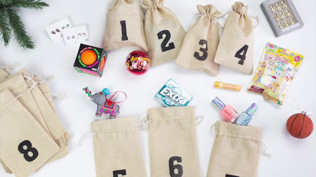 DIY Christmas Advent Calendar Bags using Vinyl for Screen Printing