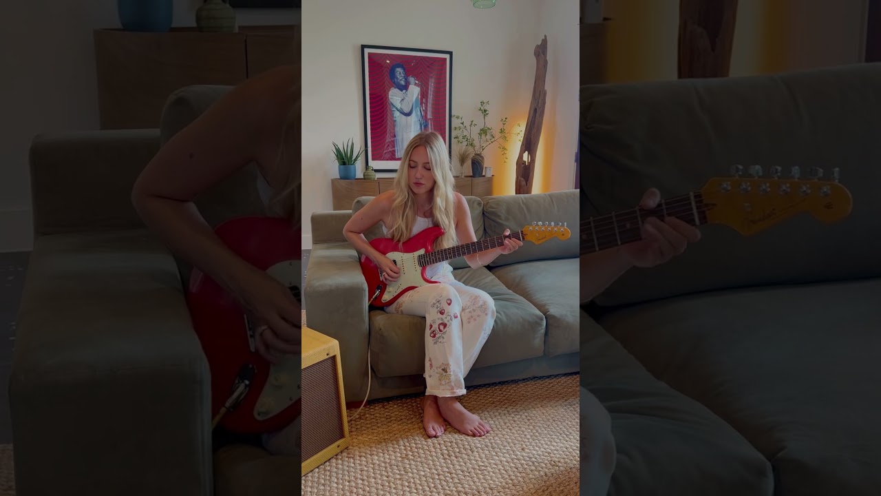 Fender American Ultra Luxe Vintage 60s Strat- Monica Valli