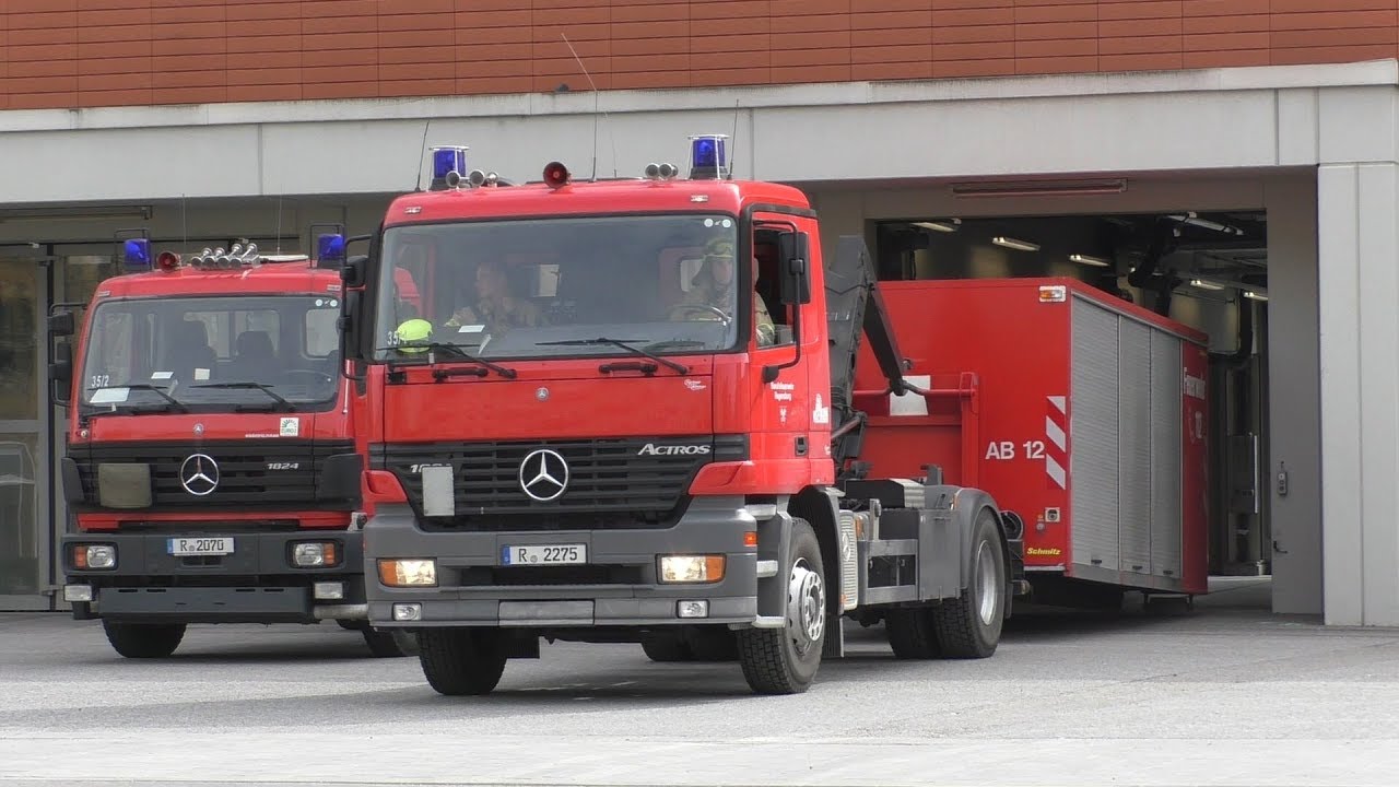 Löschzug + WLF AB-Gefahrgut BF Regensburg