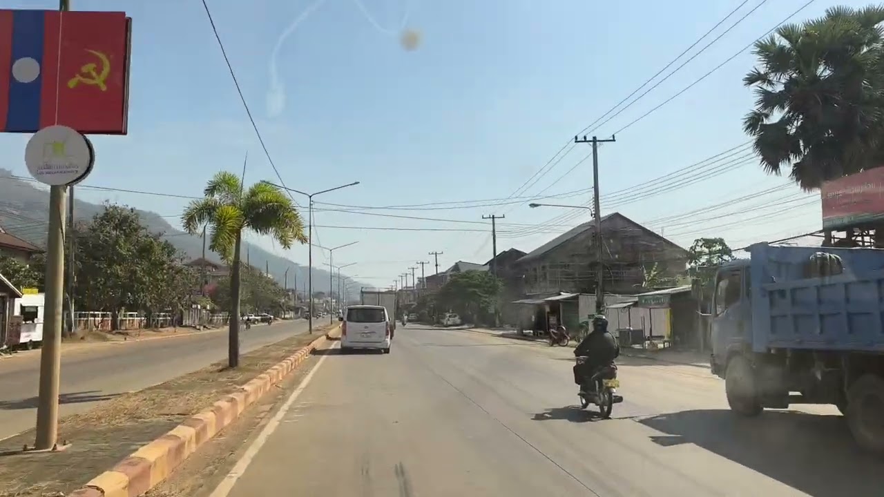 Laos ນະຄອນປາກເຊຍາມເຊົ້າ ແຂວງຈຳປາສັກ นครปากเซยามเช้า #เที่ยวลาวใต้ 
