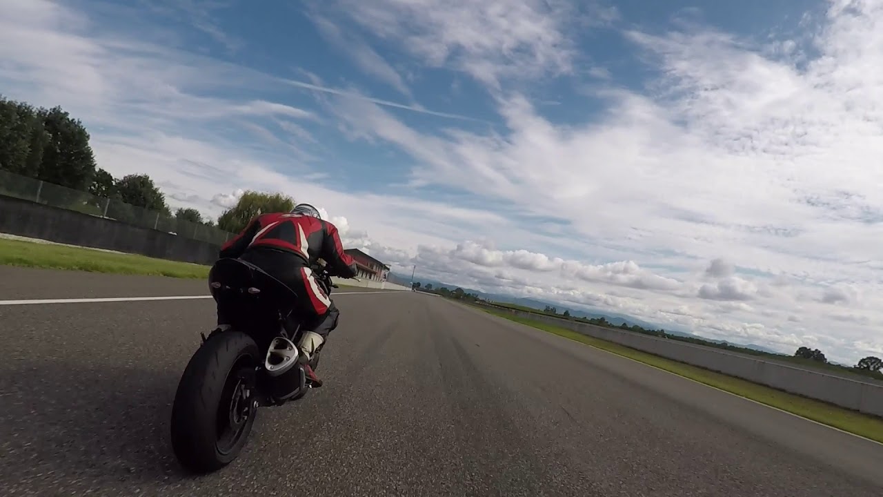 Tazio Nuvolari Cervesina 02/09/18  Suzuki Sv650