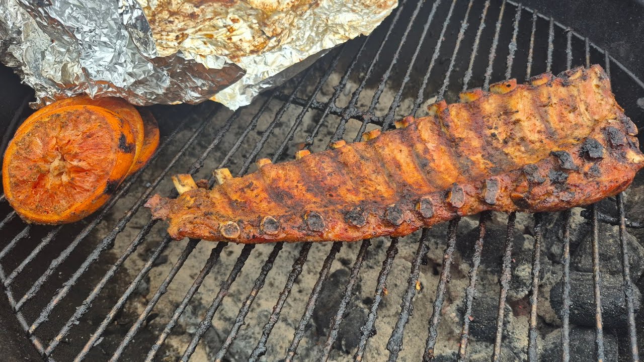 Ребрышки. Крылышки. Дождь. Снег. #superbowlfood #ribs #chickenwings #bbq #recipe #recipes #offgrid