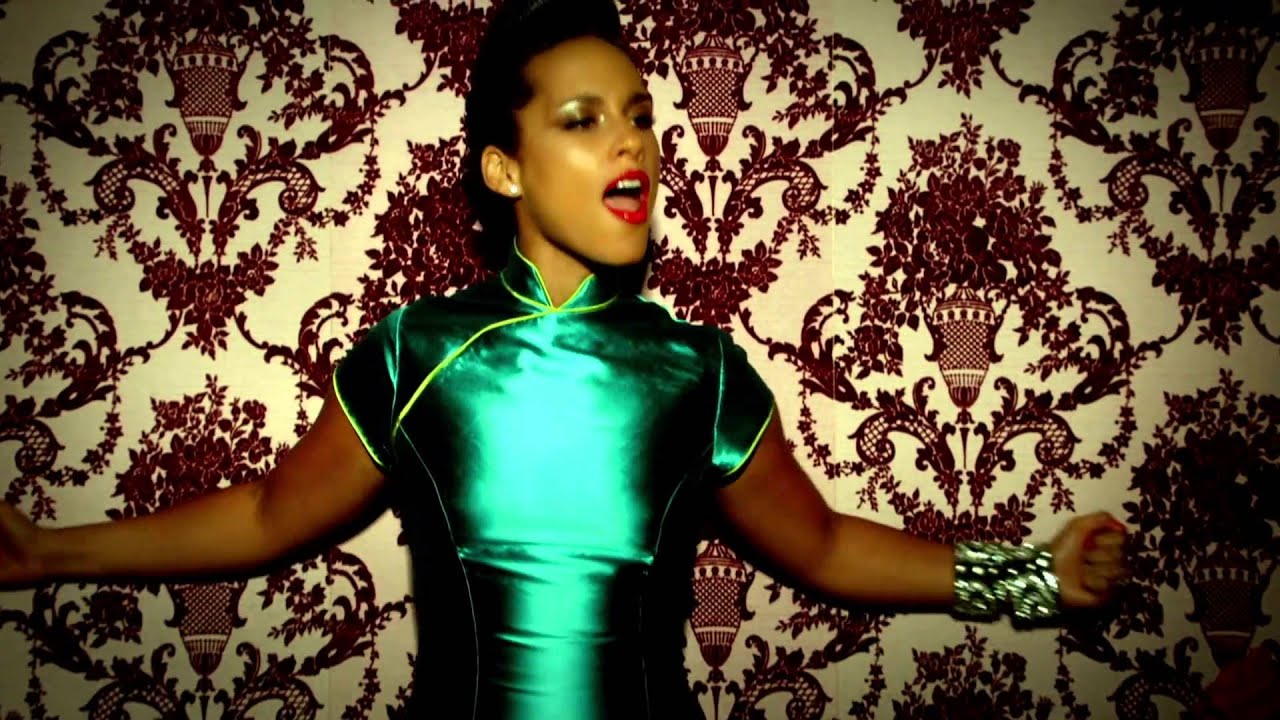 REVERSE#45 Alicia Keys - Girl On Fire