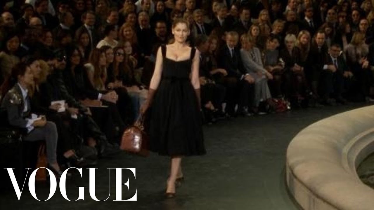 Fashion Show - Louis Vuitton: Fall 2010 Ready-to-Wear