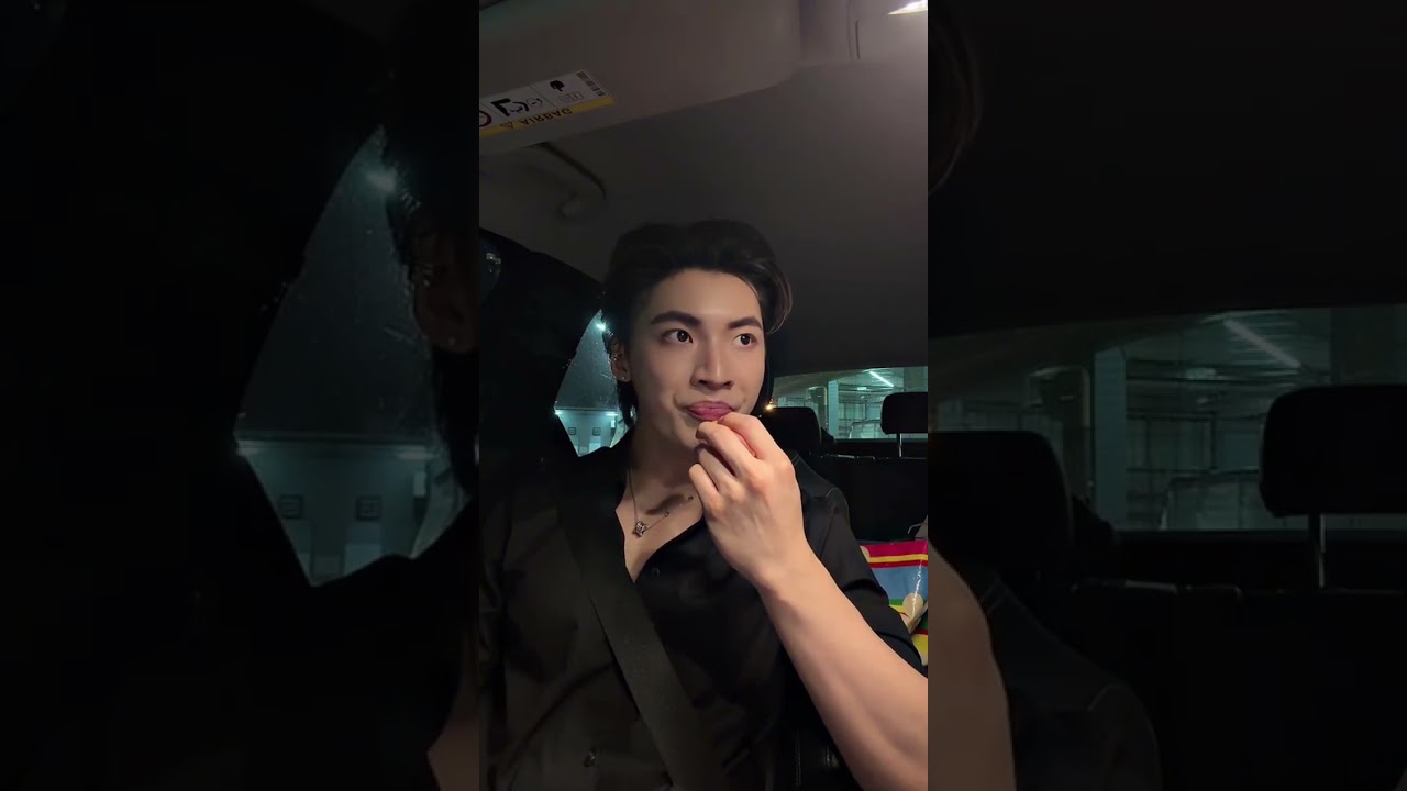 2025.11.04 Pond Ponlawit (pondponlawit) Weibo Live 