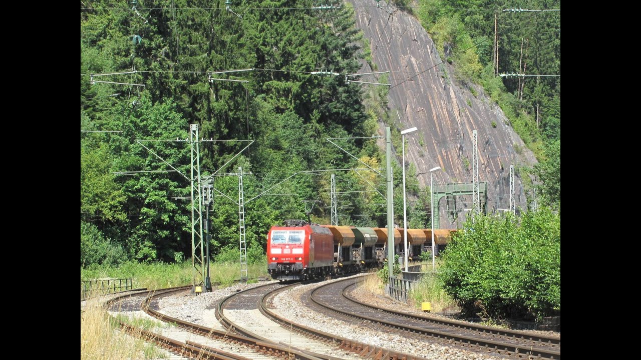 IC&acute;s, RE&acute;s und G&uuml;terz&uuml;ge auf der Schwarzwaldbahn (September 2014)