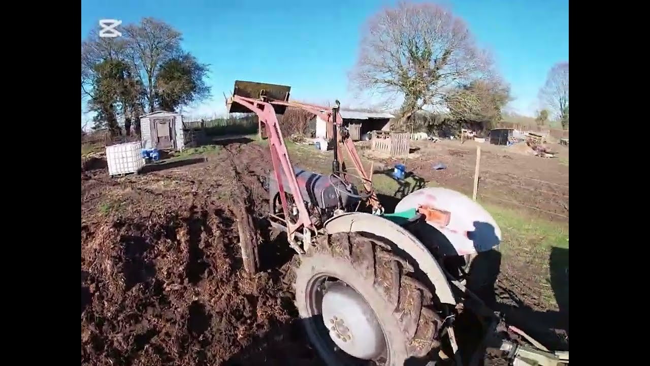 1947 Ferguson TED20 with mill loader, loading muck.