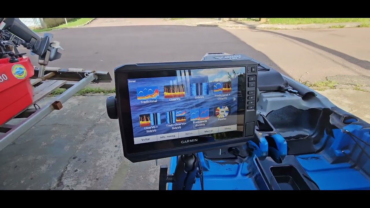 Instalação de sonda Panoptix Livescope e sonar Garmin Echomap 94sv no Caique Iron 1187.