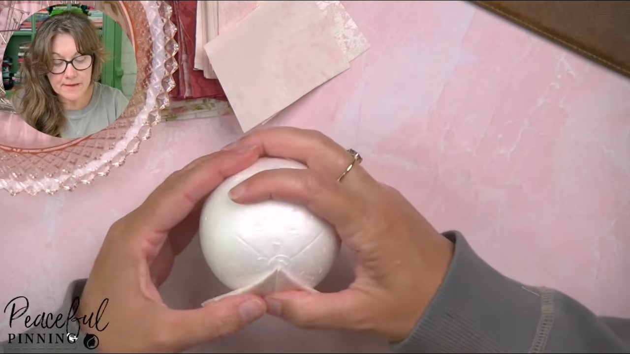 Peaceful Pinning Live #90 | Making a No-Sew Quilted Ornament - Pink Poinsettia