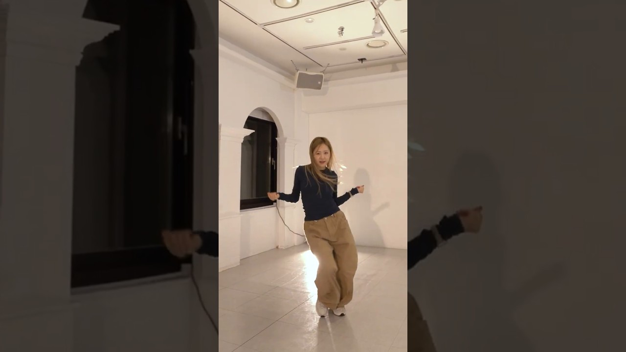@roses_are_rosie #ROSE #drinksorcoffee #girlish #choreography #choreodance #girlishchoreo  #건대댄스학원