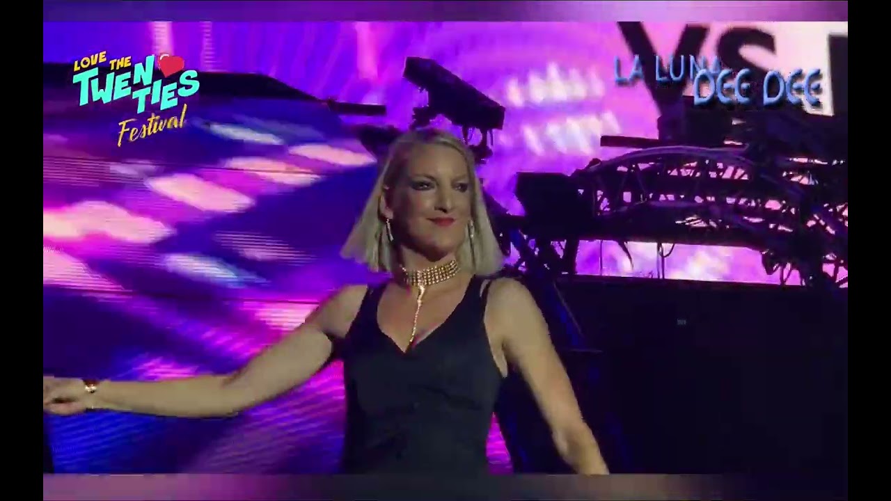 La Luna Vs Dee Dee - Live at Love the Twenties Madrid