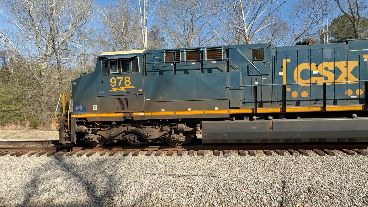 CSX 978 Northbound 