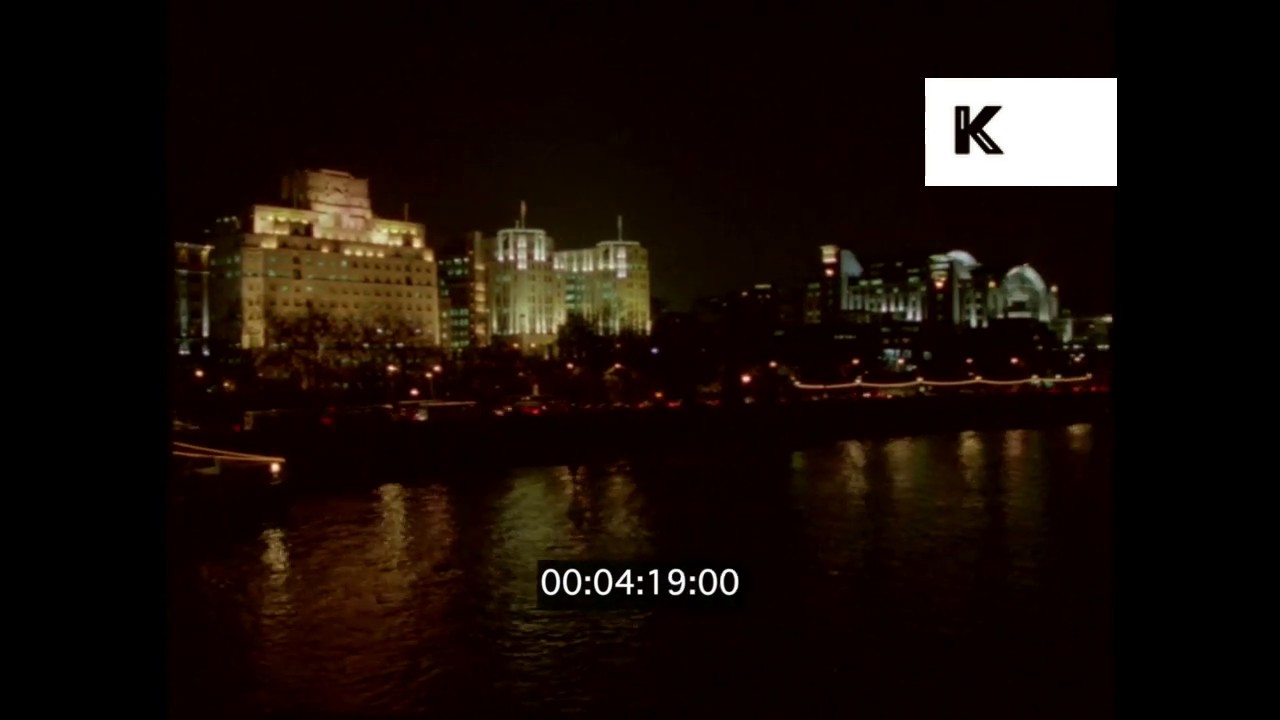 1990s Thames Embankment at Night, London, 35mm
