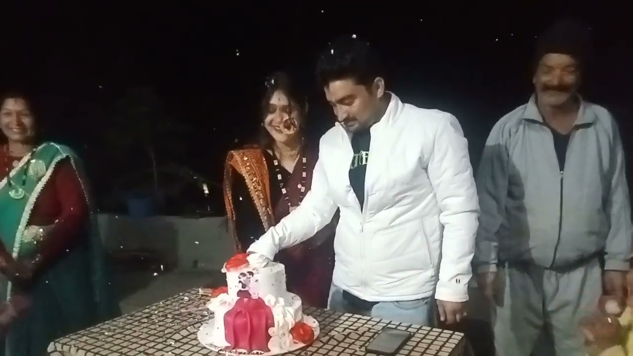 देवरानी जी और देवरा जी की एनिवर्सरी की वीडियो 🥰😍😍🥰