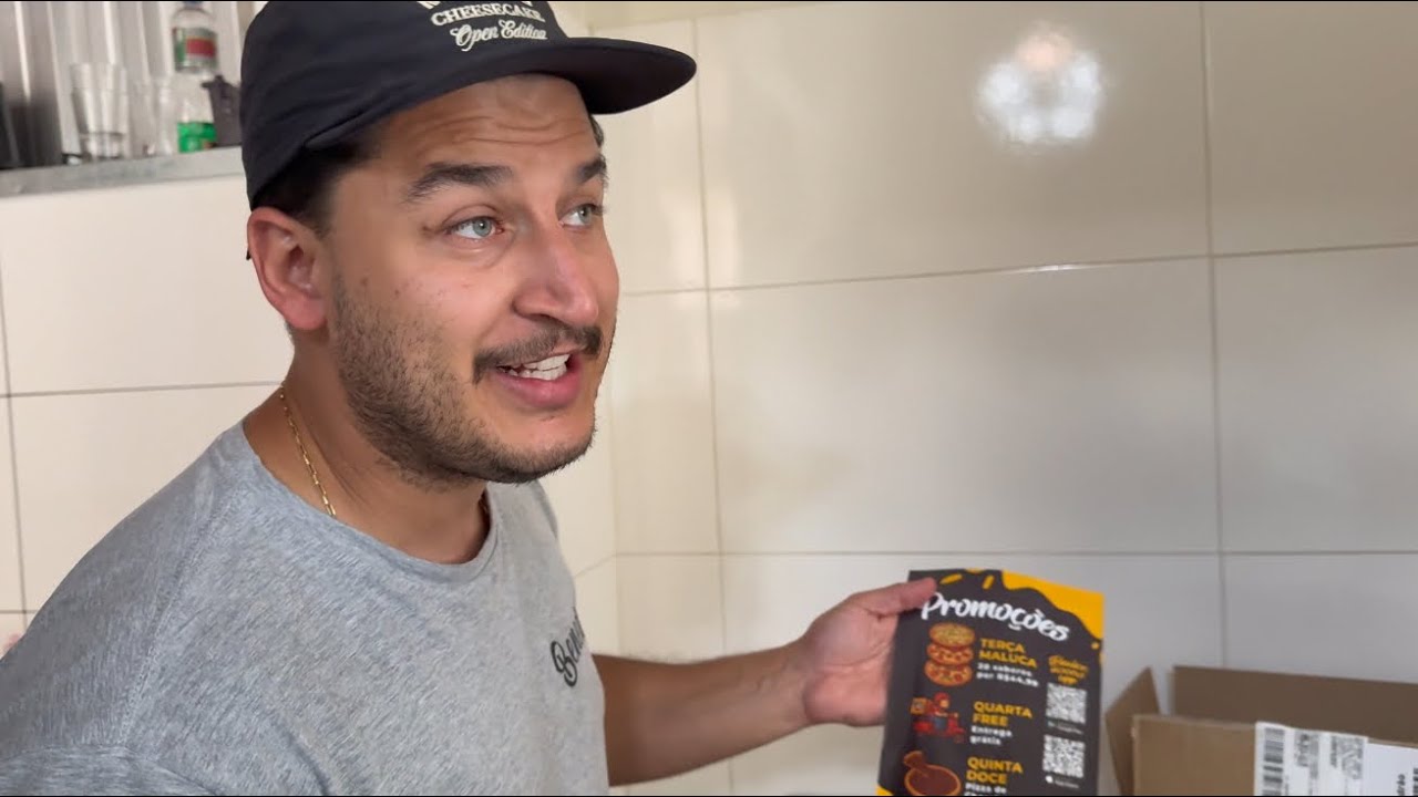 VOLTEI A ENTREGAR PANFLETOS
