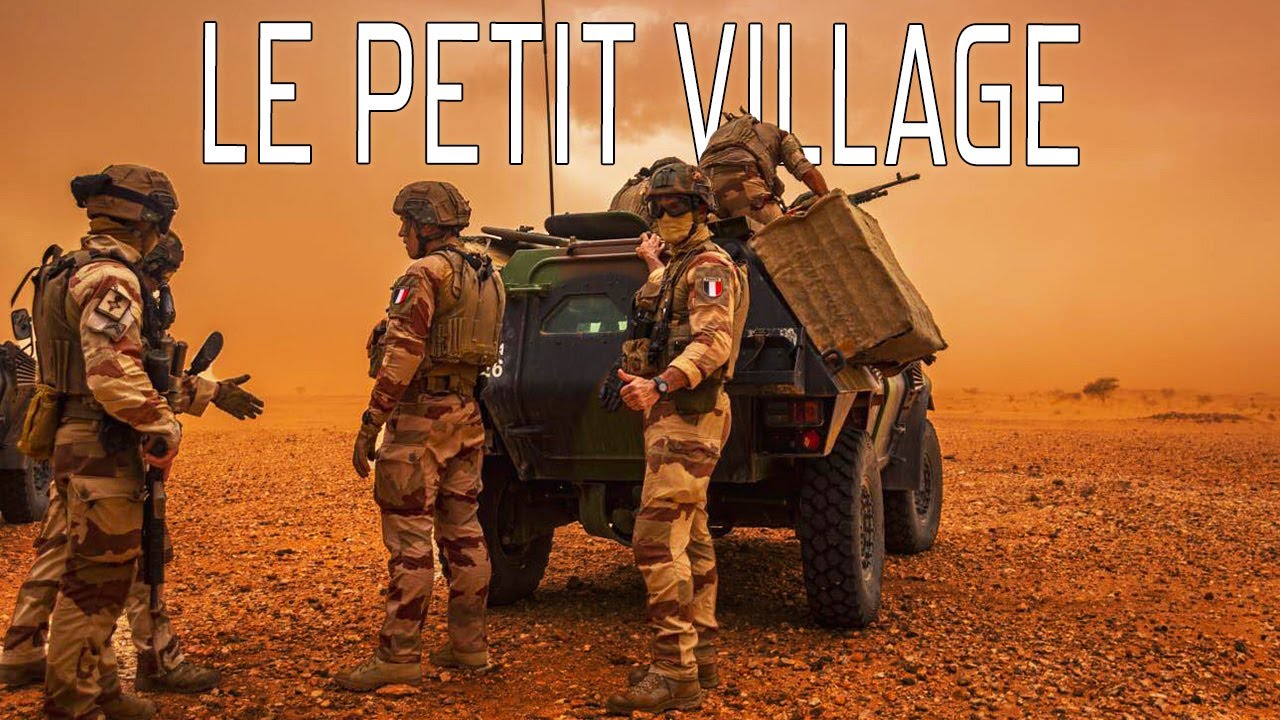LE PETIT VILLAGE  - Chant Militaire ⚔️🇫🇷 (avec paroles)