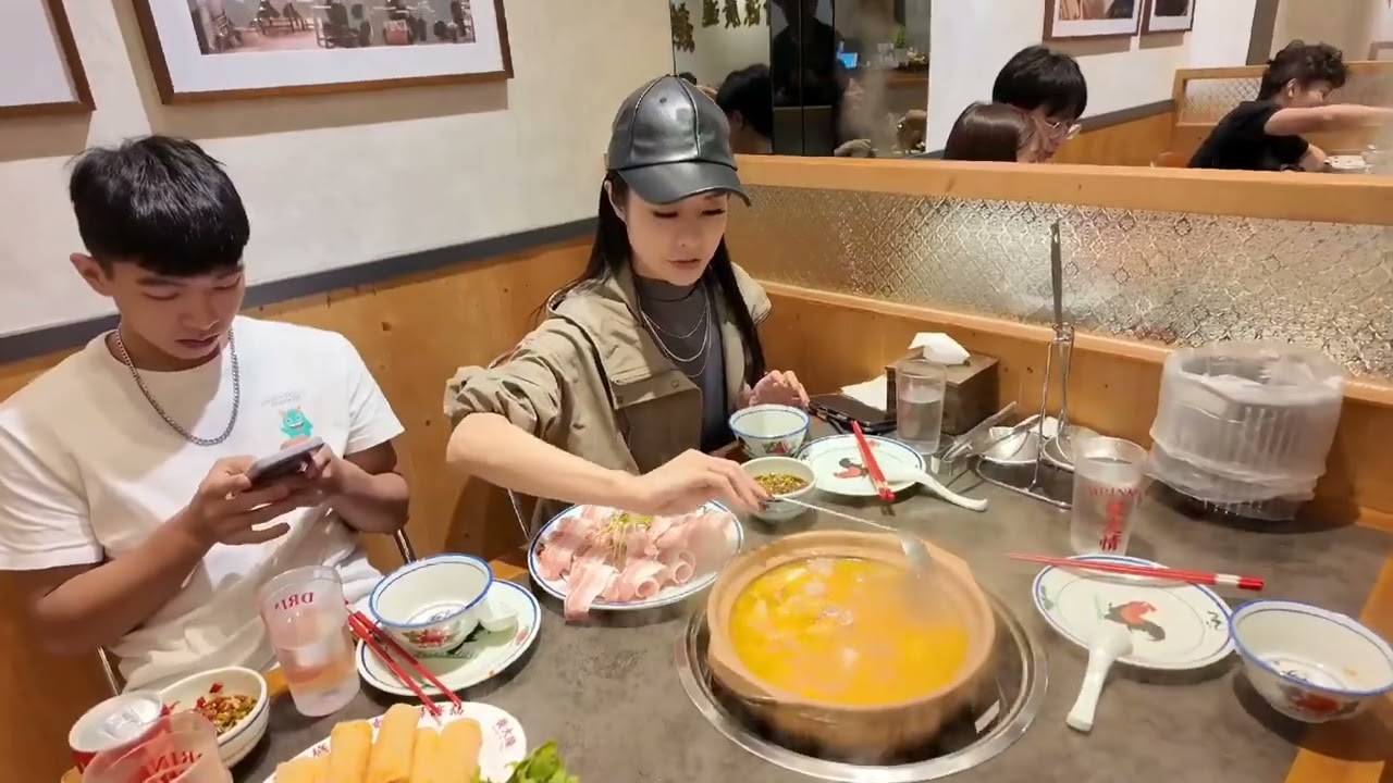 2025/11/23吃鍋-廣式雞煲