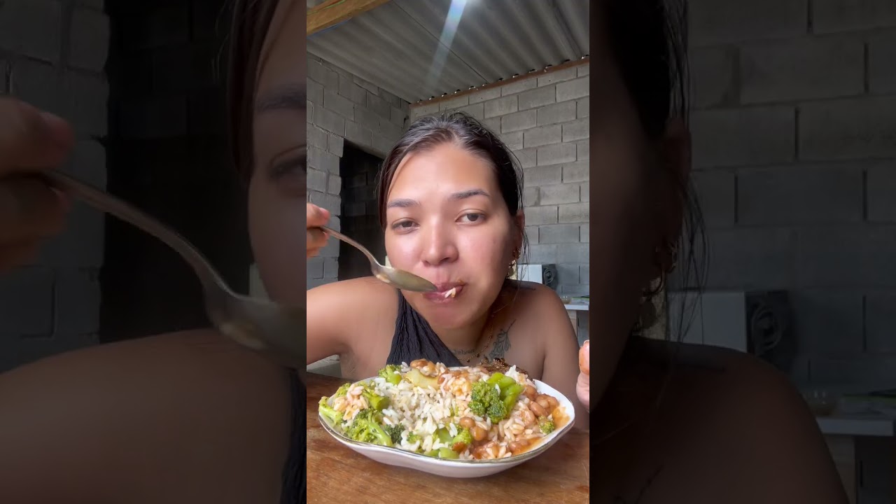 BIFE ARROZ FEIJÃO E BRÓCOLIS ALMOÇO DE HOJE 