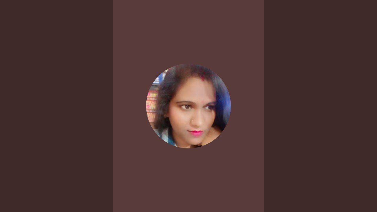 official.pooja-v2f is live! hii guys  swagat hai aapka meri live mein