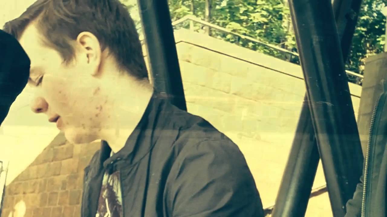 Robert Whitehead - Mama Don't Smoke (official music video)