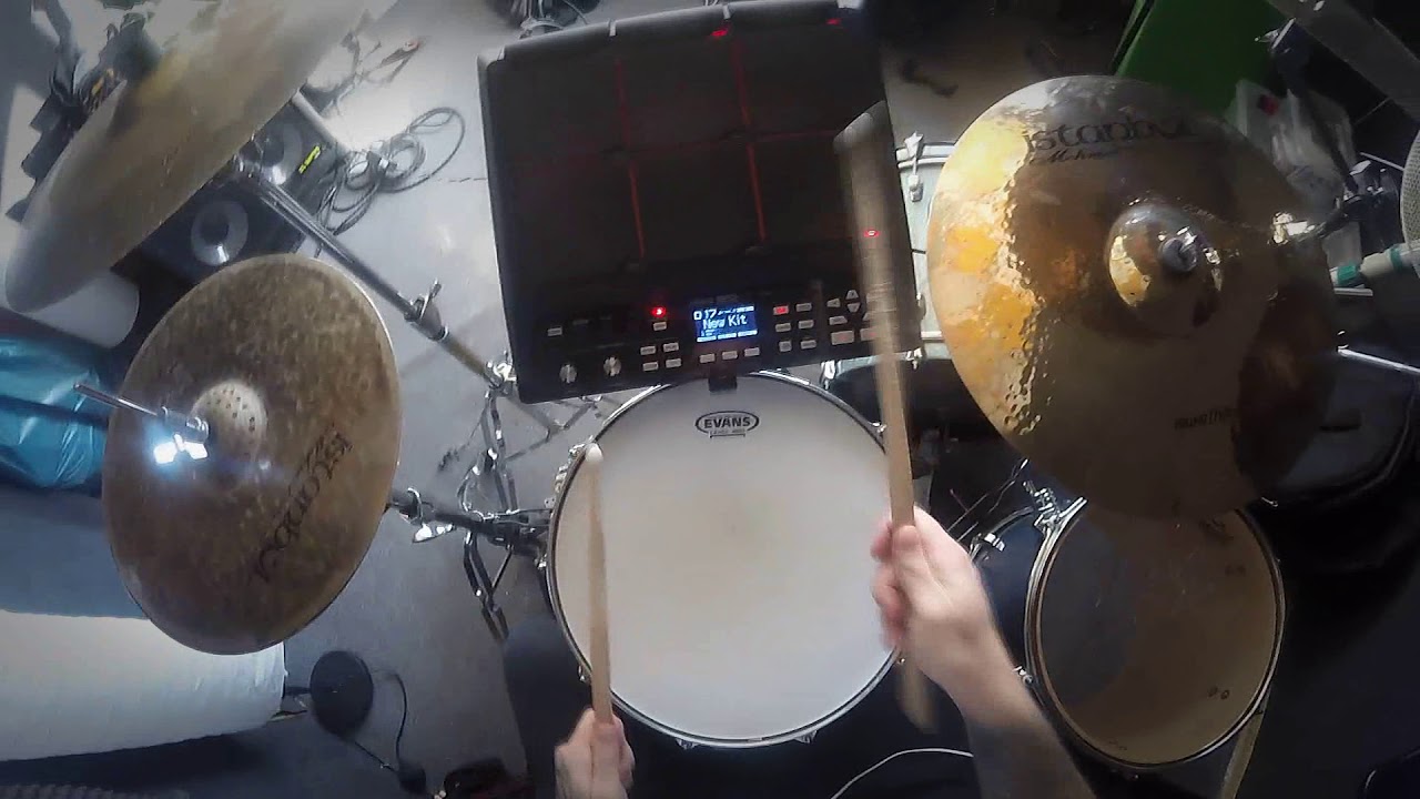 Clubbasse drums remix