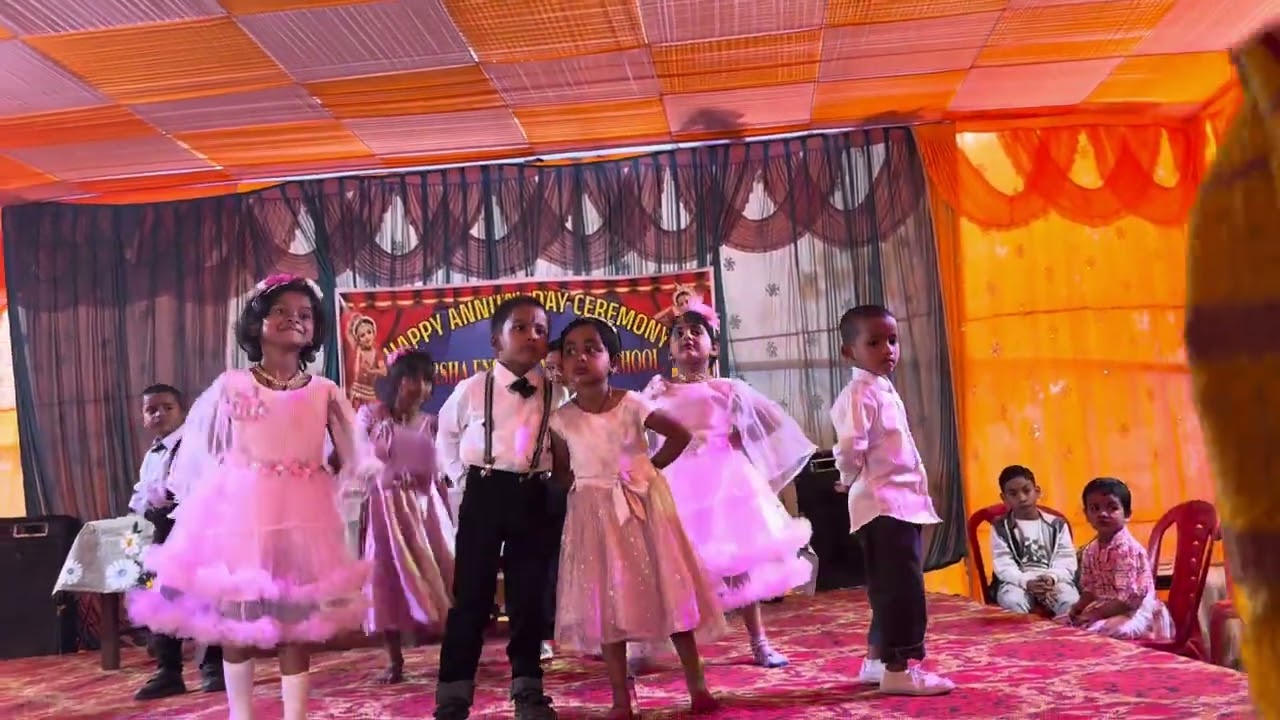 Mujhe maf karna omm sairam....# Group dance by bhavya and her friends
