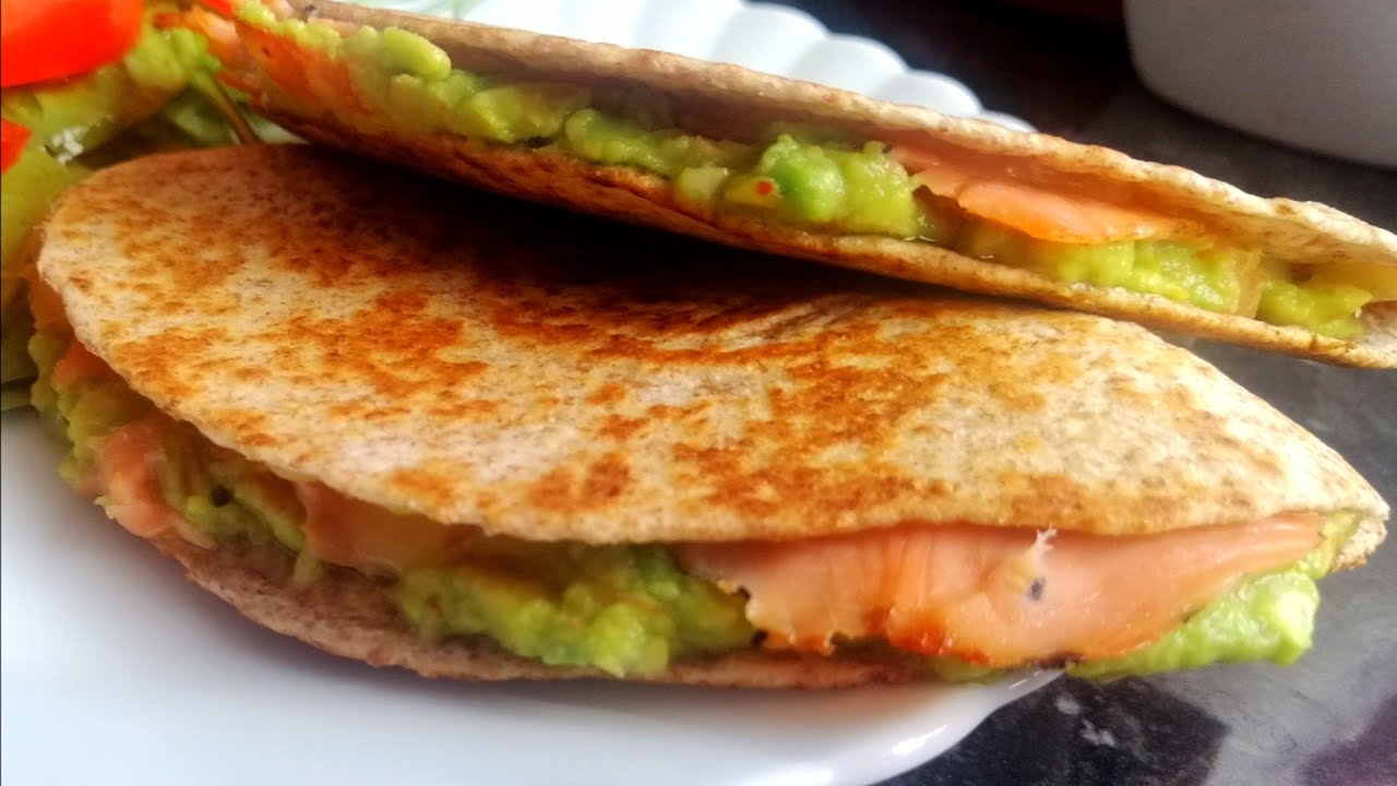 Healthy Avocado Salmon Wrap | Quick and Easy Recipes | 15-minute recipes