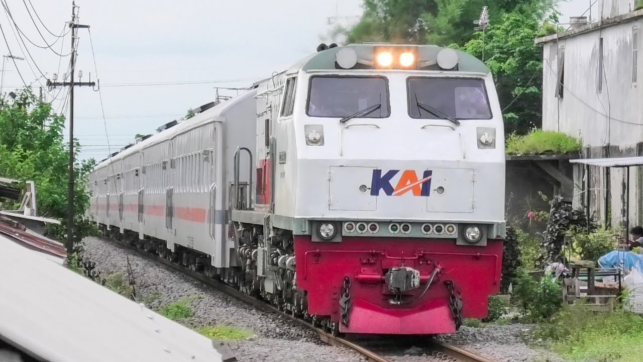 KA BRANTAS TAMBAHAN AKAN BEROPERASI LAGI PAKAI KELAS BISNIS ! MOMEN KLB KIRIM RANGKAIAN KELAS BISNIS
