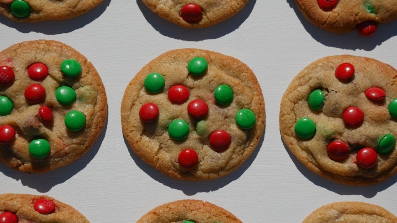 The BEST Chewy Choc Chip M&M CHRISTMAS COOKIES Recipe | So Tasty and EASY to make!