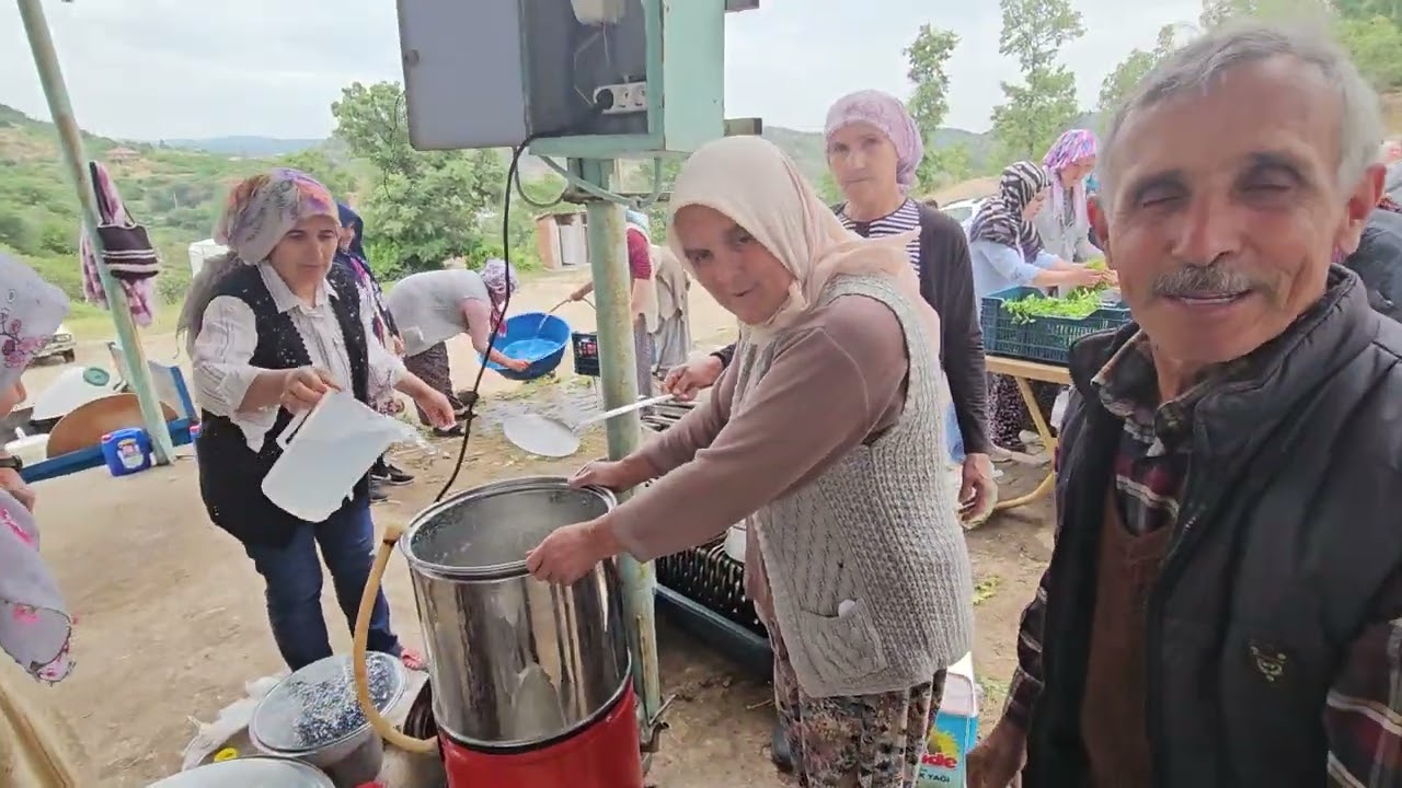 DEMİRCİ'nin YARBASAN KÖYÜNDE HAYR YEMEĞİNDEN GÖRÜNTÜLER 19-05-2024
