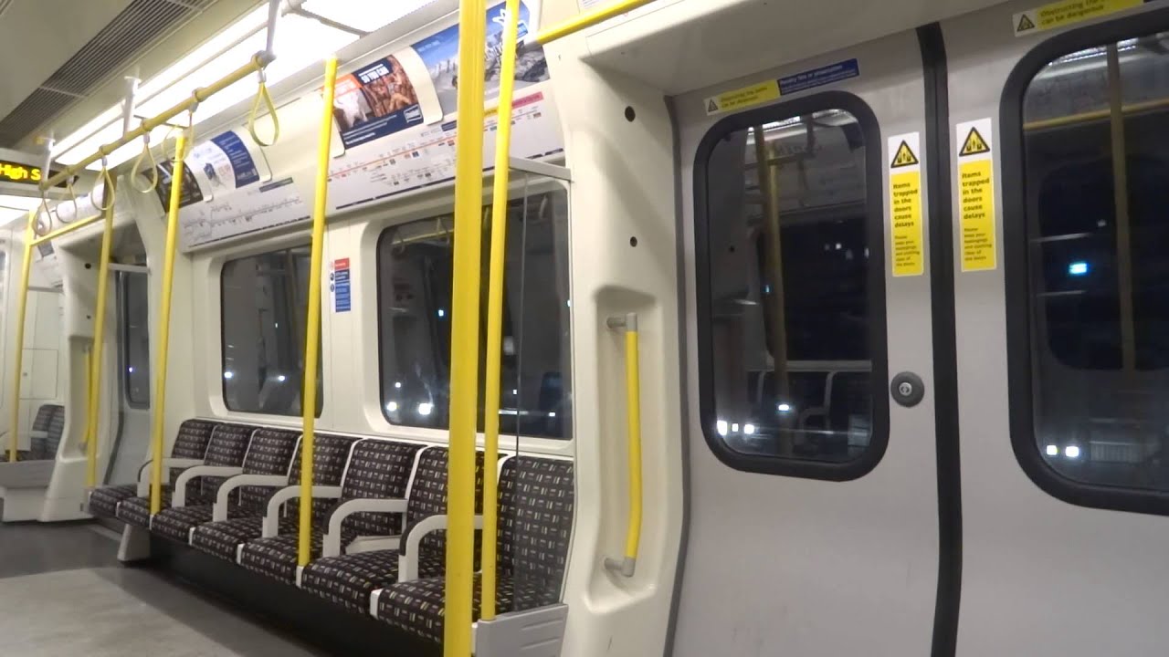 District Line: Earl's Court to High Street Kensington