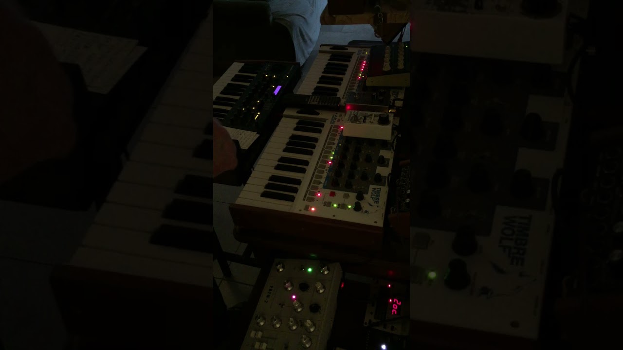 Deep Tek Jam My/ Dark Energy - Ritm2- MoPhoX4 #electronicmusic #music #analogsynth #techno #akai