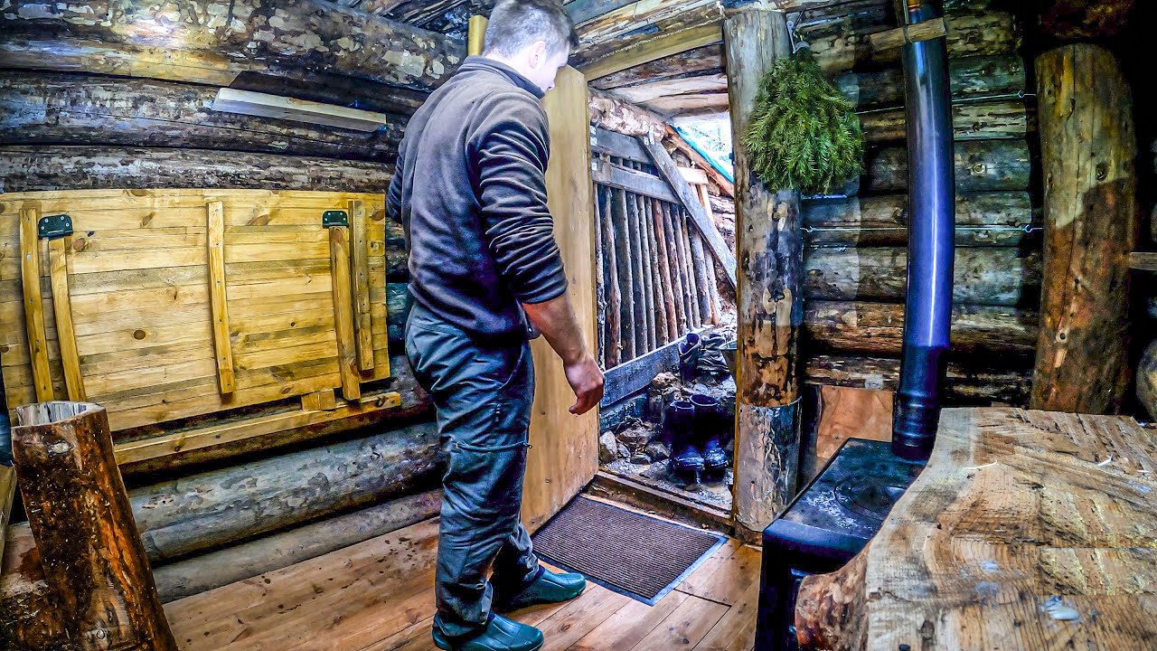 DUGOUT LIFE: Hiding in a HUGE DUGOUT from BROWN BEARS - Building an underground SHELTER