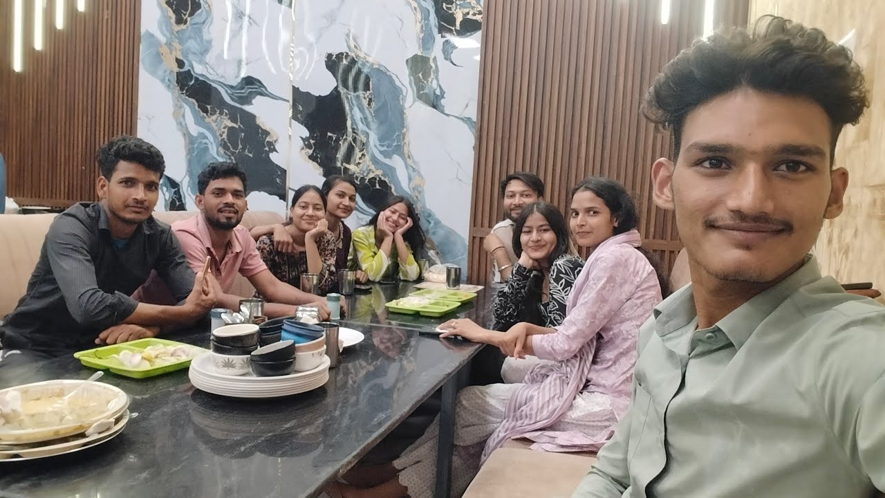It's dinner tym🎉🫶🏼🥳
