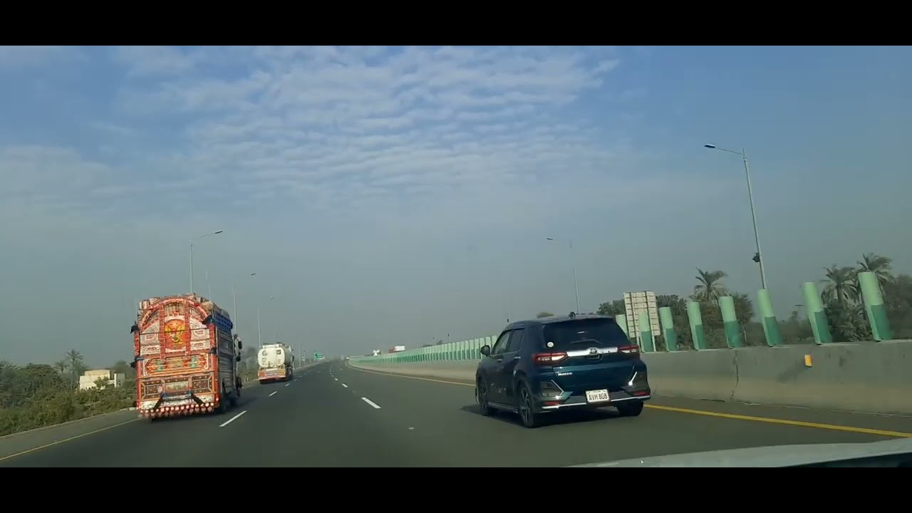 BEAUTIFUL M5 VIEWS  UPSDOWN PAKISTAN 🇵🇰 TRAVEL WITH MAK PUNJAB AGRICULTURAL LAND SIDE VIEWS 