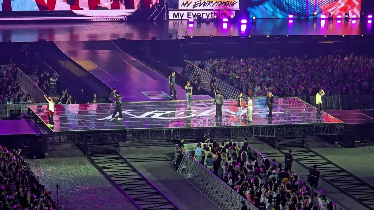 250927 SEVENTEEN WORLD TOUR [NEW_] IN HK DAY 1 - A-TEEN