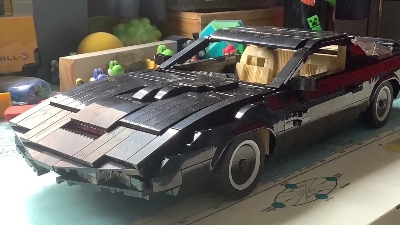 Lego KITT MOC from knight rider