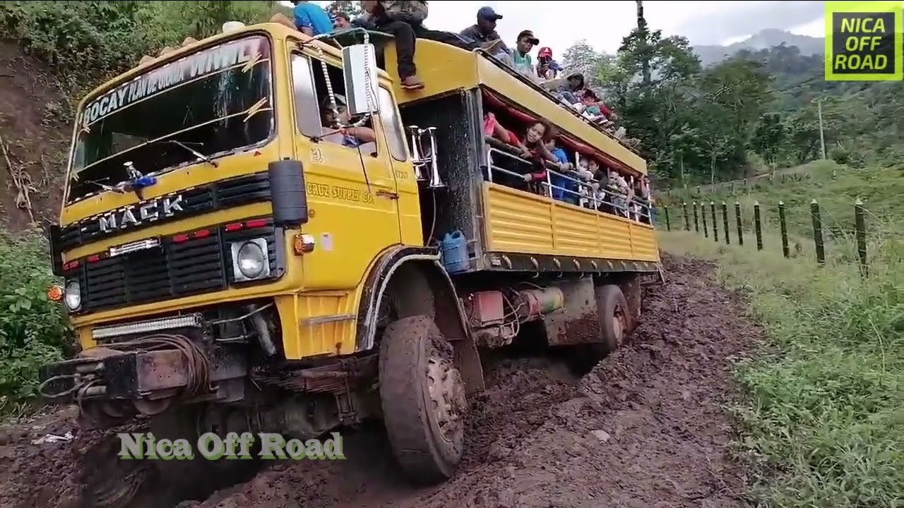 Wiwili Bocay, camión cargado de personas | Nica Off Road