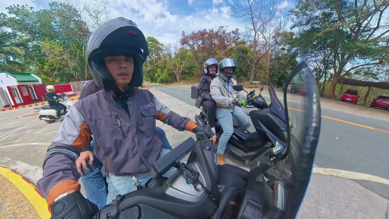 Motorcycle ride to Kaybiang Tunnel
