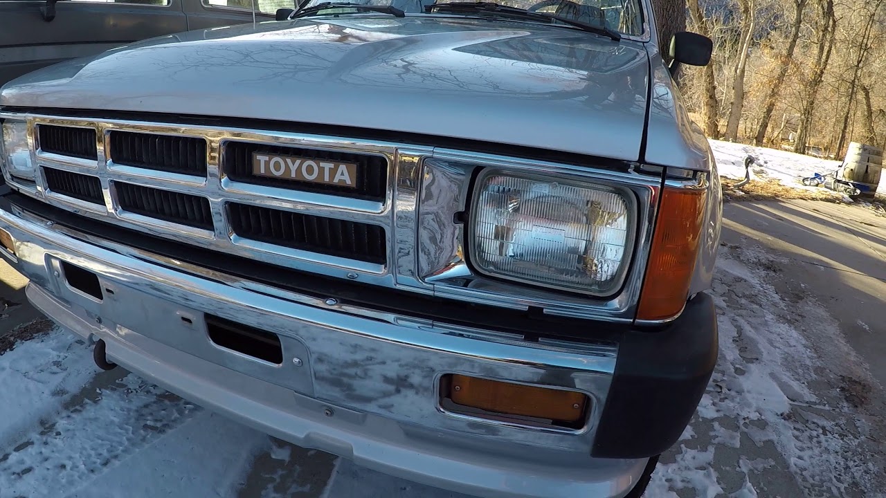 1986 Toyota Pickup 4x4 Walk-around