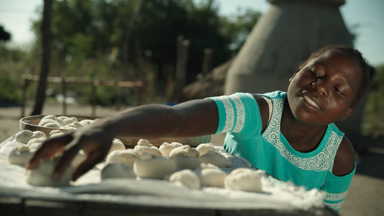 PEACE(Peace through Economic Action and Community Empowerment) Fátima_Profile Film-English subtitles