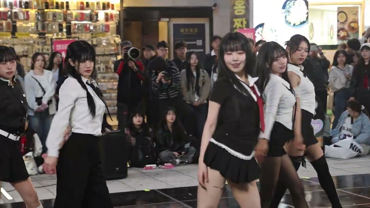 #Kpop#JHKTV]ARTBEAT Halloween Shinchon kpopdance#Rumor국.슈#Artbeathalloweenshinchon kpopdance#Rumor